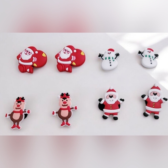 Christmas Croc Charms - Picture 1 of 2